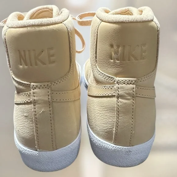Women’s Nike Blazer Mid PRM MF Tan/White Size 9.5 - Picture 3 of 9